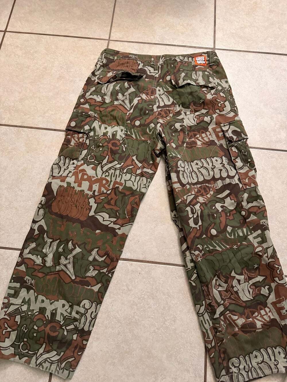 Empyre Ultra Loose Handstyle Cargo Camo Skate Pants Size 32 - Picture 2 of 5